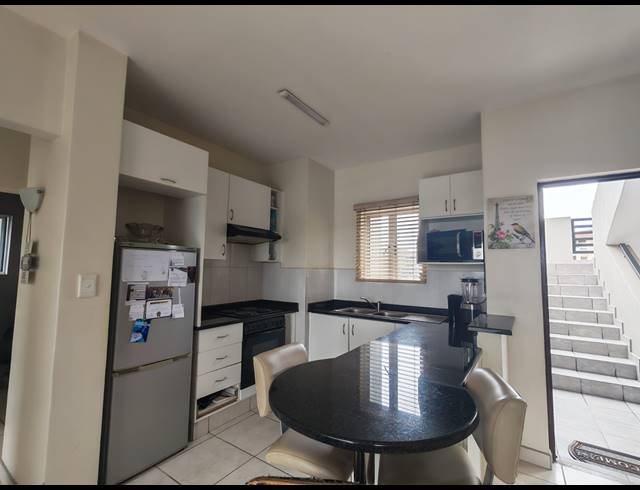 2 BEDROOM APARTMENT FOR SALE IN SHEFFIELD MANOR